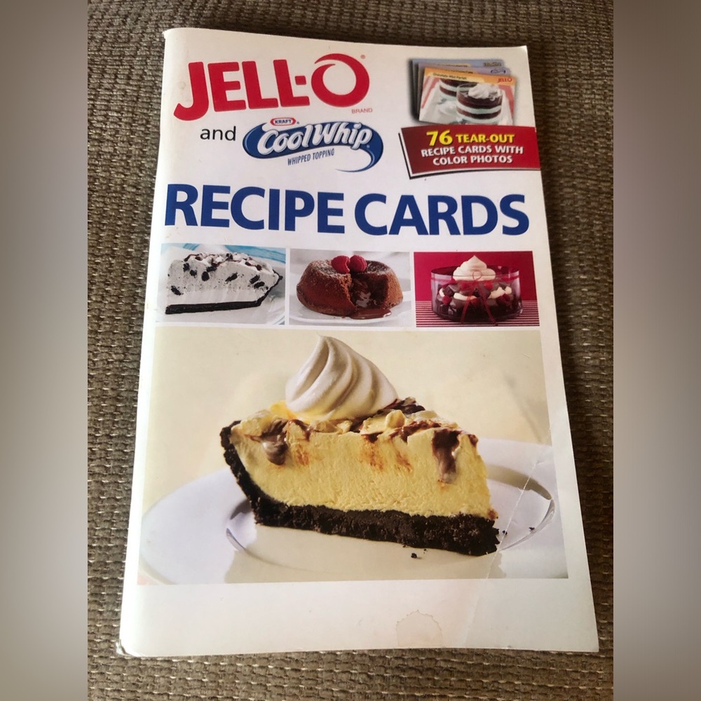 9733 Jell-O and Cool Whip Recipe Cards Paperback 76 Tear Out Recipe Cards
